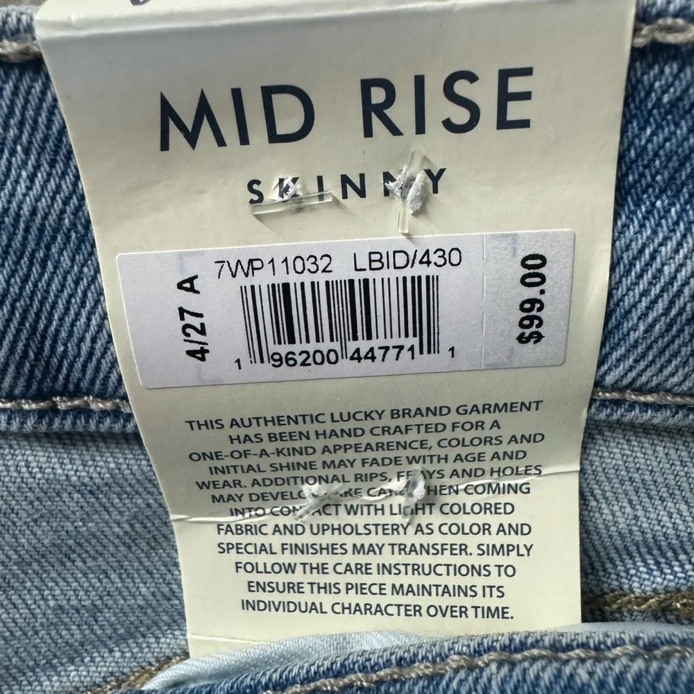 Brand new with tags Lucky Brand Light Blue Distressed Skinny Jeans size 4